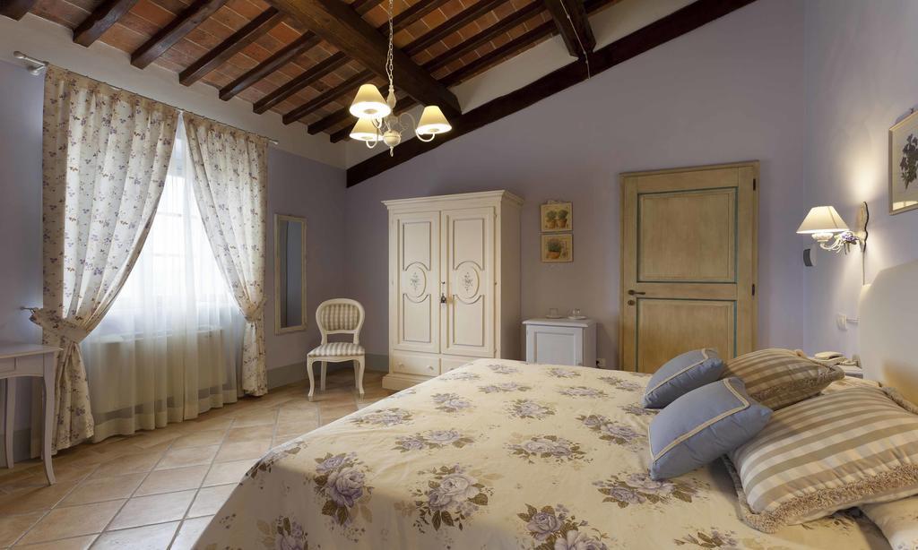 Casa Vacanze B&B Poggio Al Vento Toscana Фояно-делла-Кьяна Номер фото